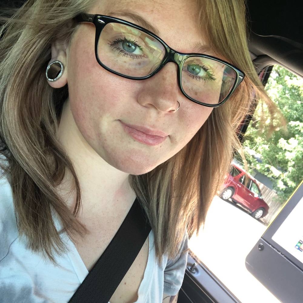 Meet your Posher, Mackenzie